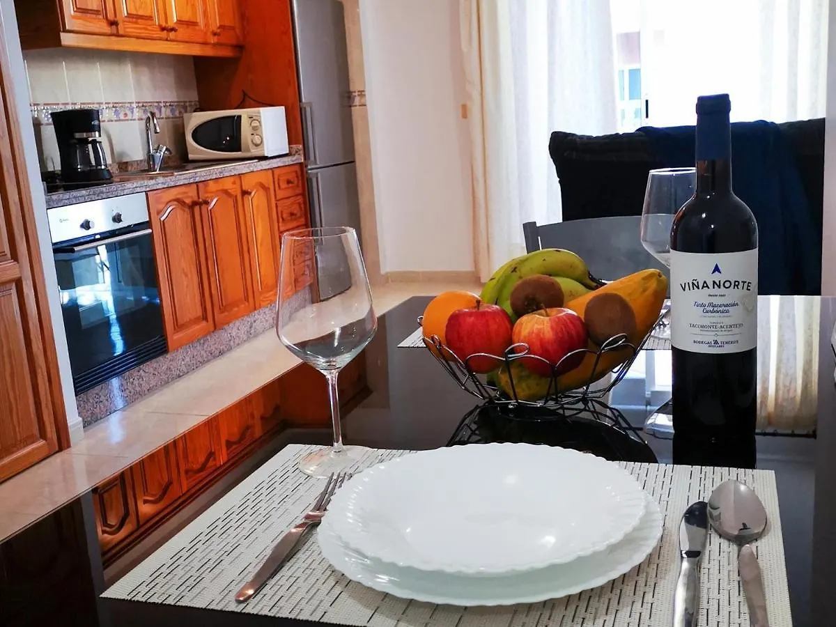 Puesta De Sol Rentals 3Br 플라야 데 산 후안 0*,  스페인